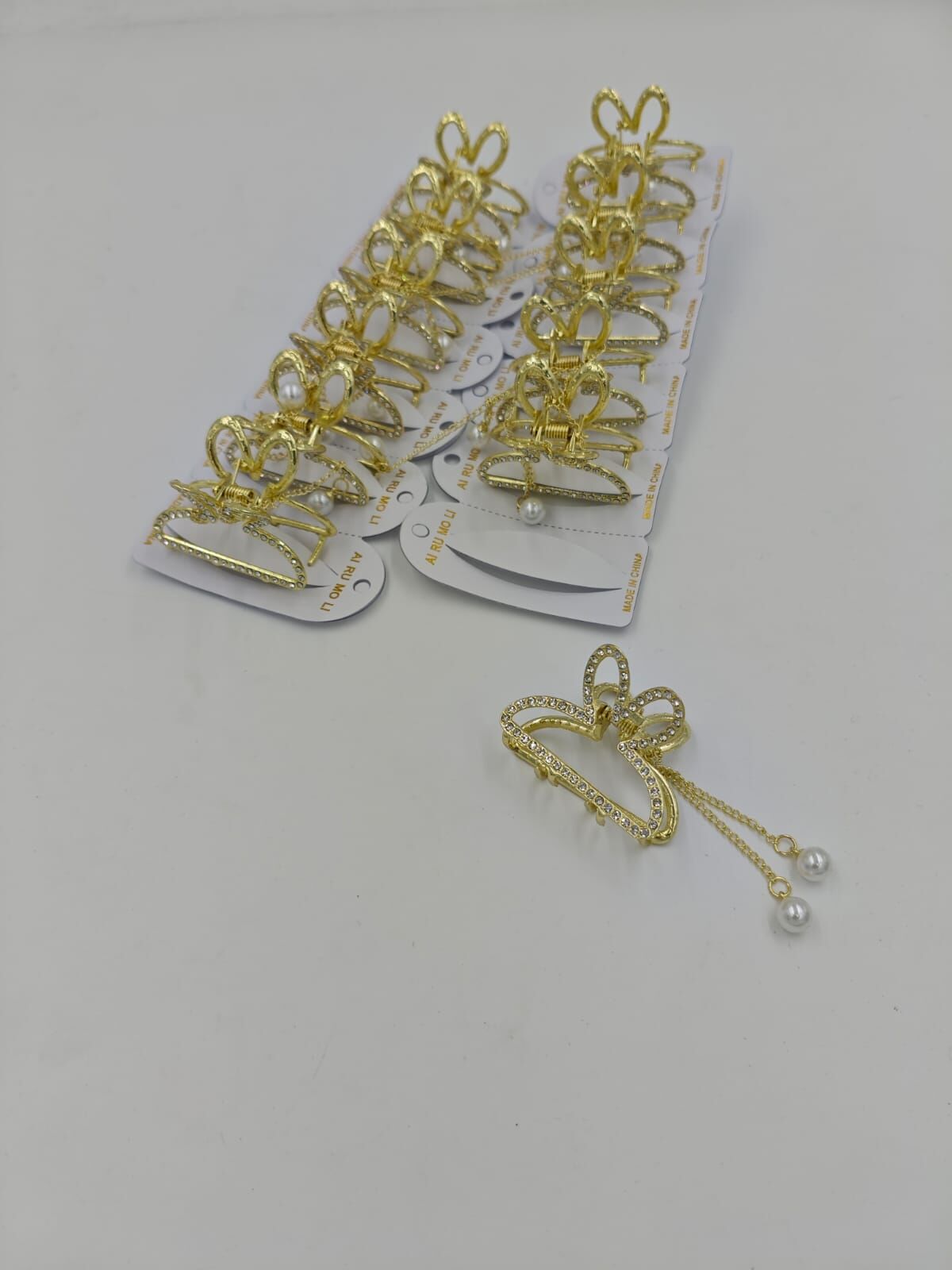 Sallantılı Taşlı Metal Mandal 12li (Adet:25TL)