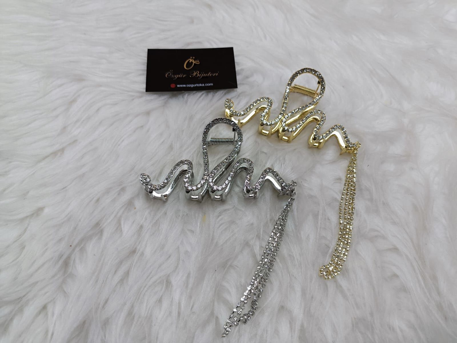 Sallantılı Taşlı Metal Mandal 12li (Adet:85TL) 10CM