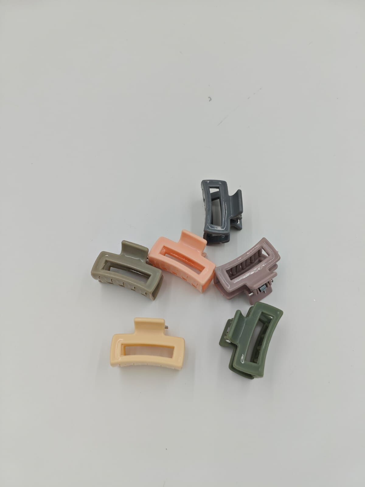 Küçük Boy Mandal Toka 24lü (Adet:3.5TL)