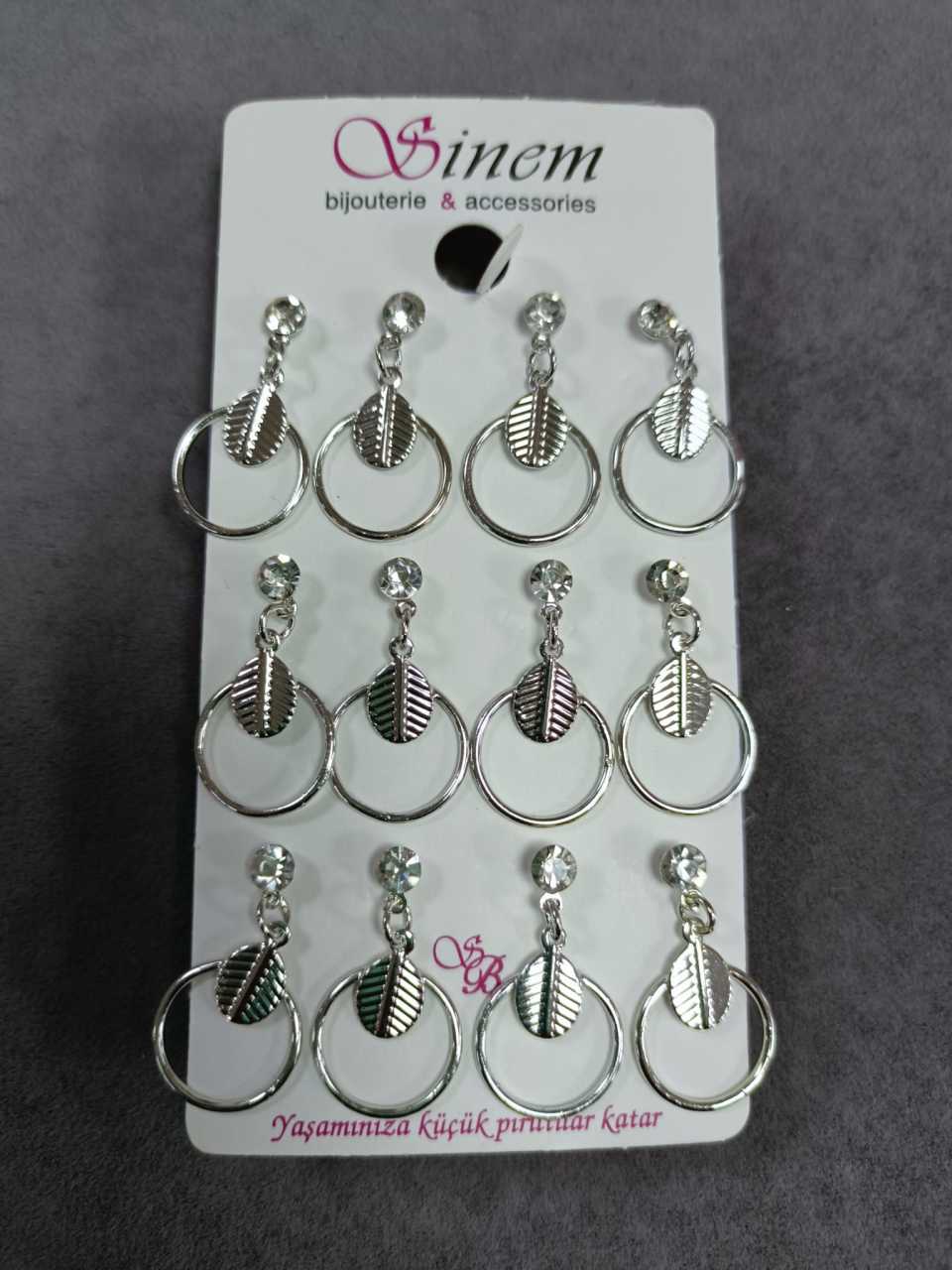 Sallantılı Küpe