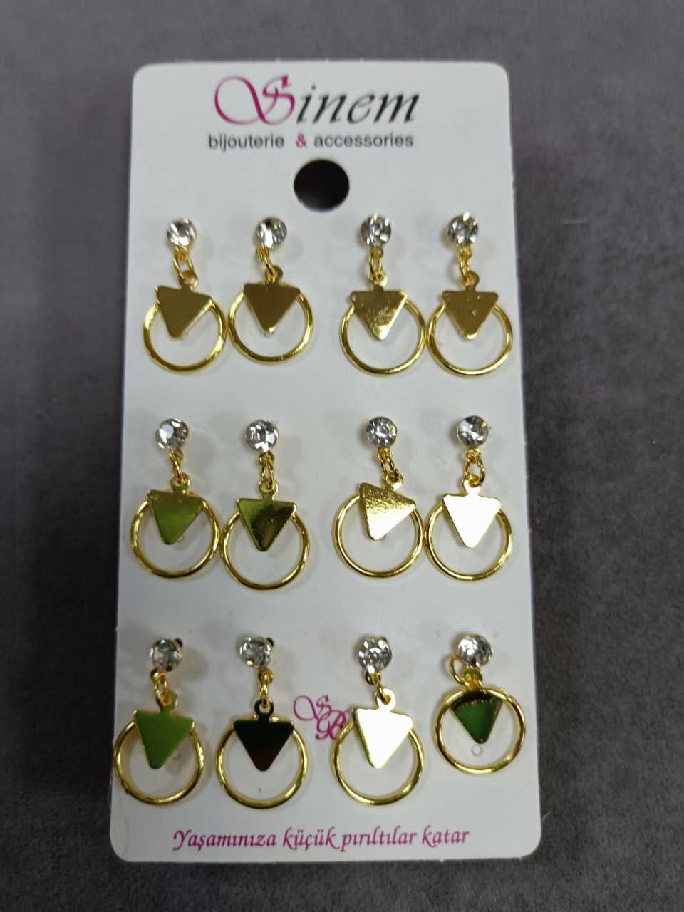 Sallantılı Küpe