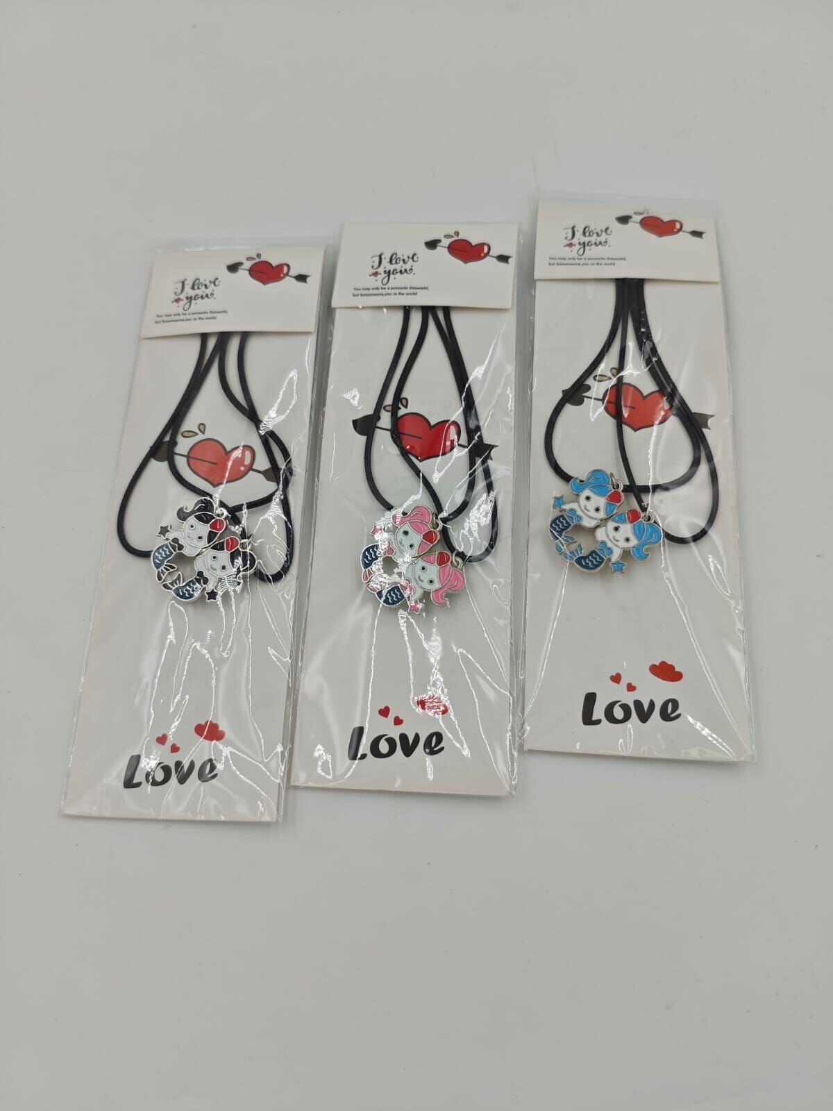 Mıknatıslı Arkadaşlık Kolyesi 12li (Adet:45TL)