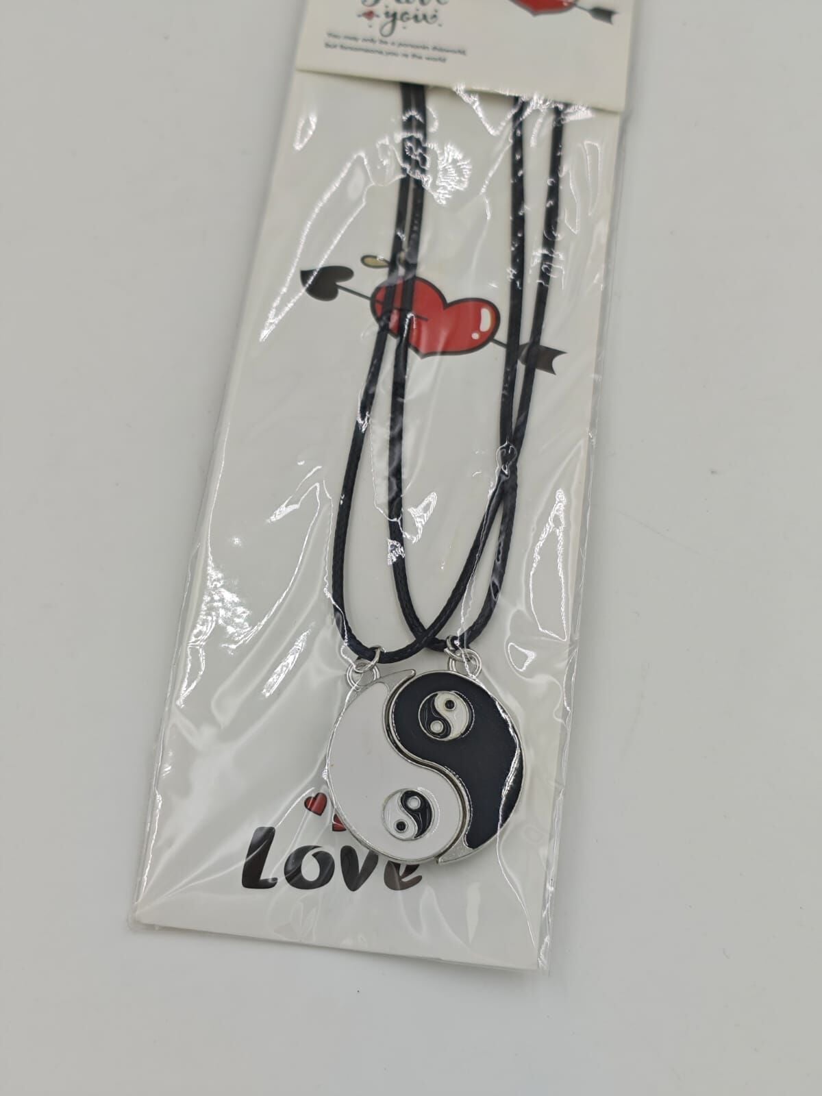 Mıknatıslı Arkadaşlık Kolyesi 12li (Adet:45TL)