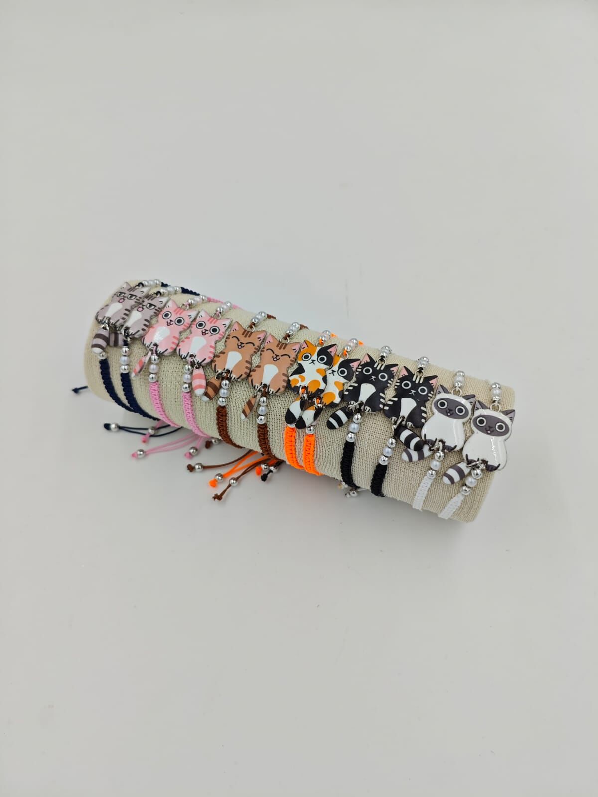 Bileklik 12li (Adet:30TL)