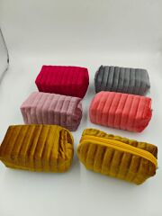 Makyaj Çanta 6lı (Adet:60TL)