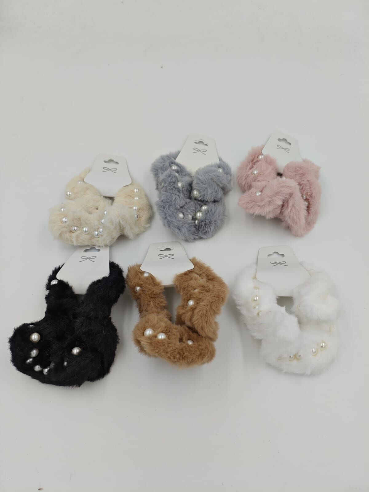 İncili Peluş Simit Toka 12li (Adet:25TL)