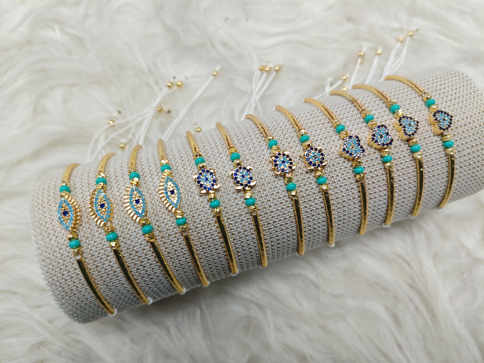 Bileklik 12li (Adet:25TL)