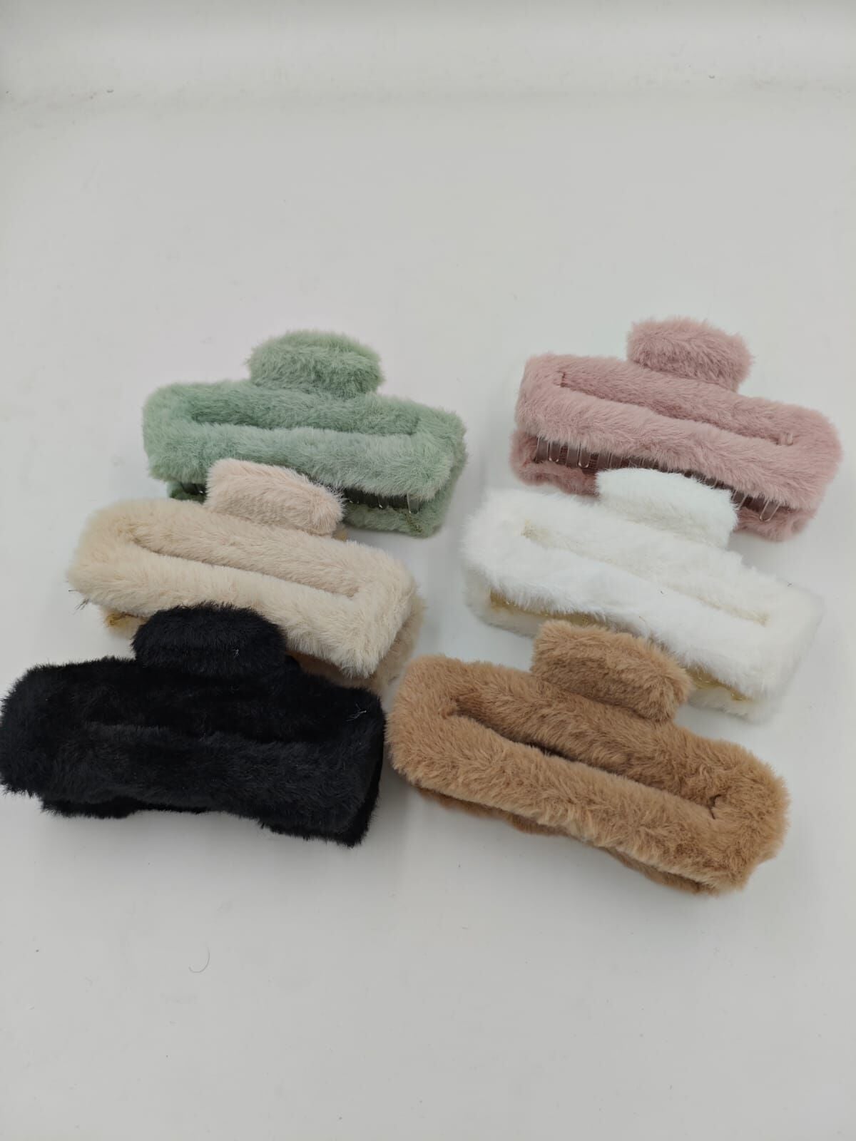 Tüylü Mandal Toka 12li (Adet:25TL)