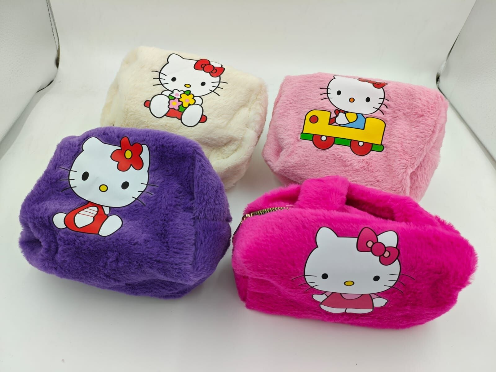 Peluş Çanta 12li (Adet:100TL)