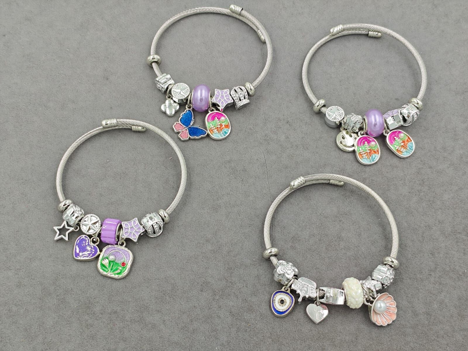 Çelik Bileklik 12li (Adet:60TL)