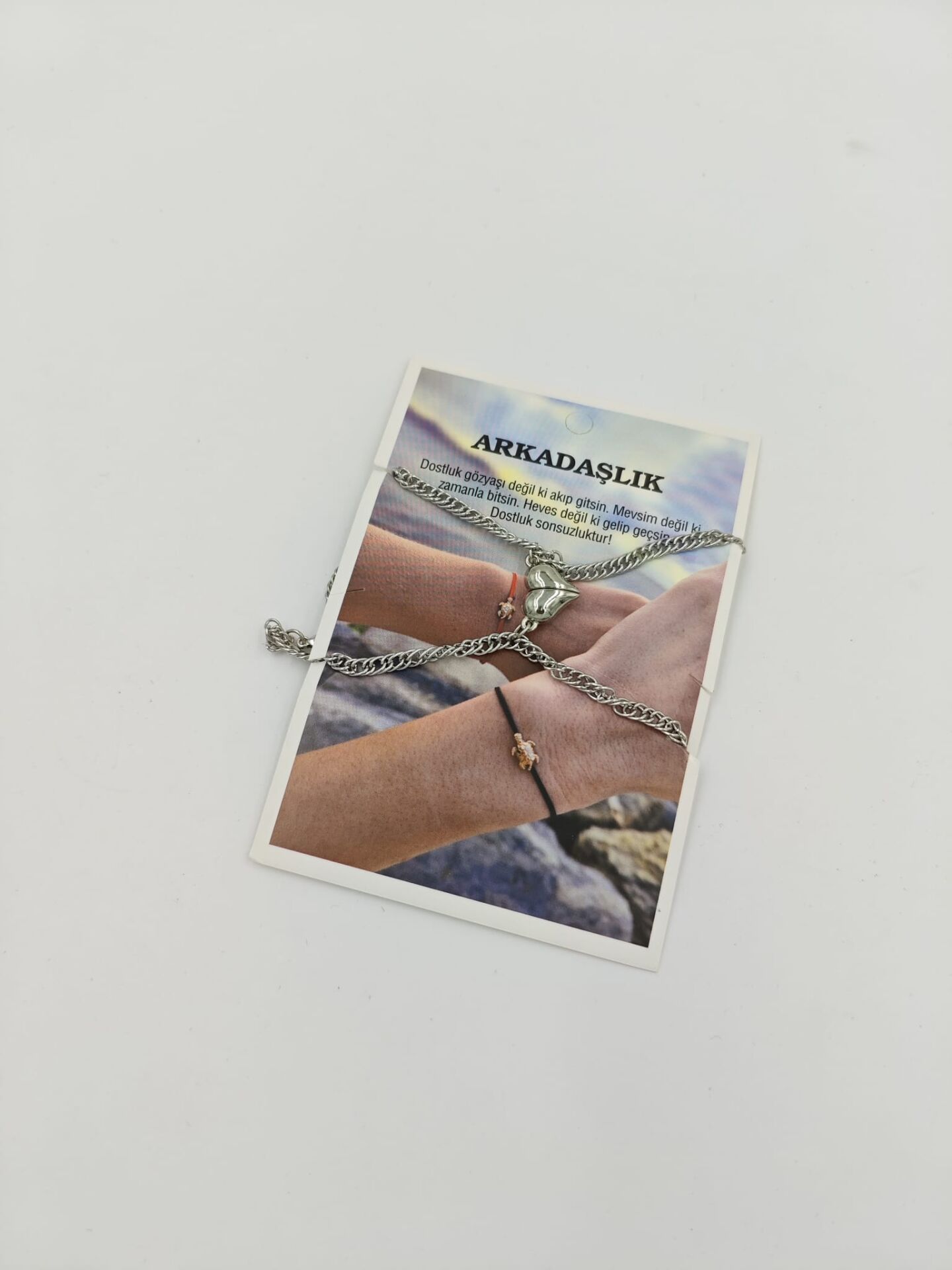 Mıknatıslı Kalp Bileklik 12Kart (Kart:20TL)