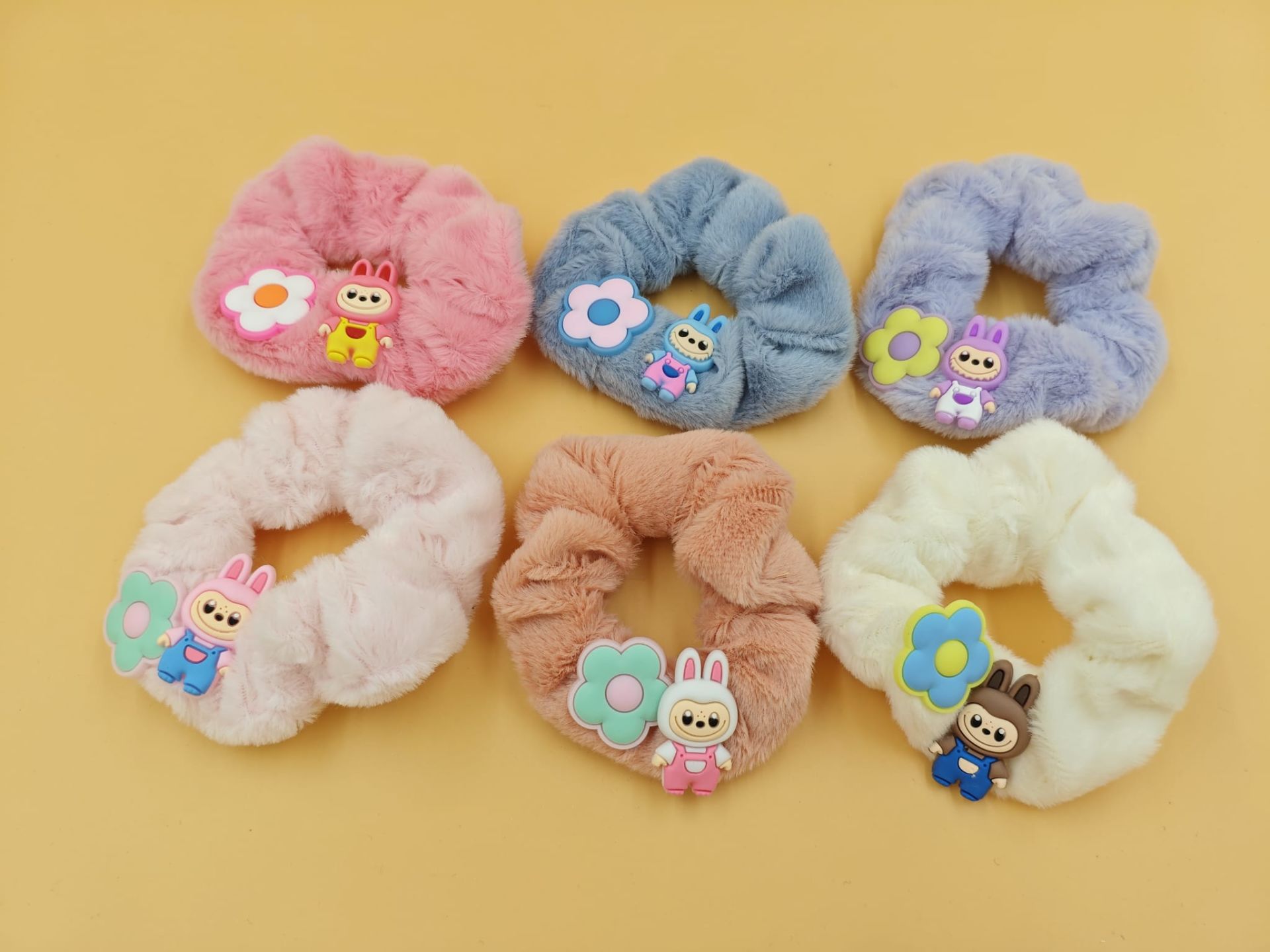 Peluş Simit Toka 12li (Adet:17.5TL)