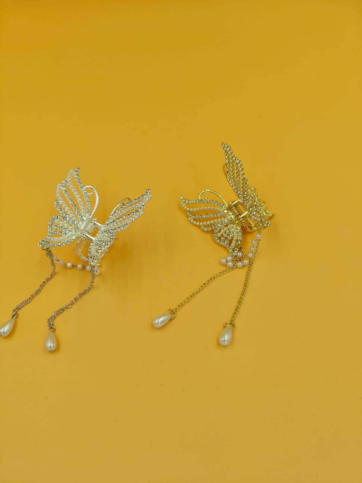 Sallantılı Taşlı Kelebek Metal Mandal Toka 12li (Adet:50TL)