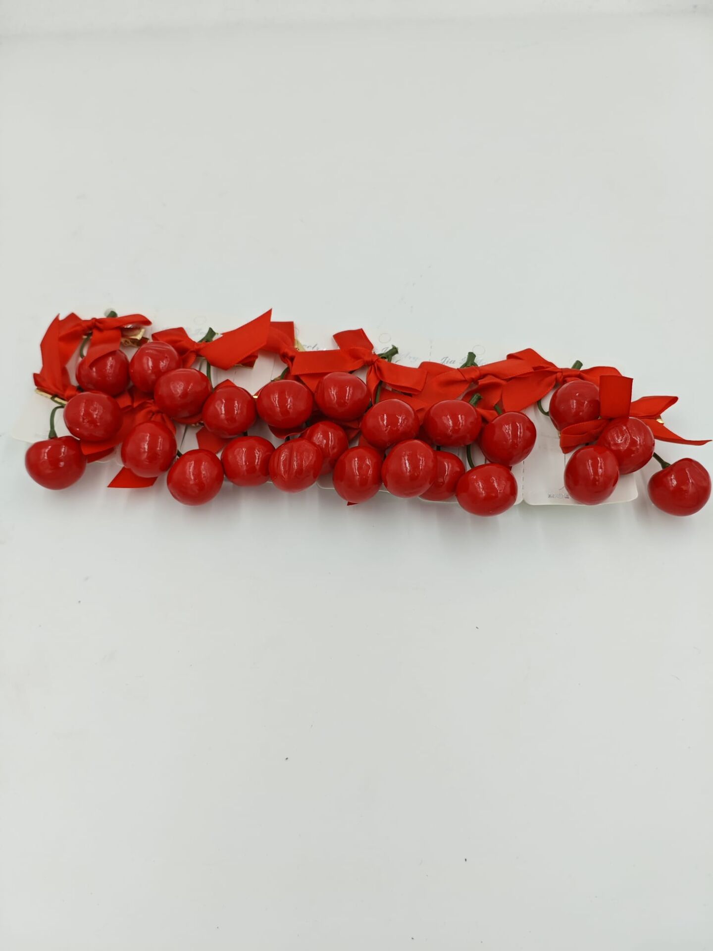 Kirazlı Pens Toka 12Kart (Kart:25TL)