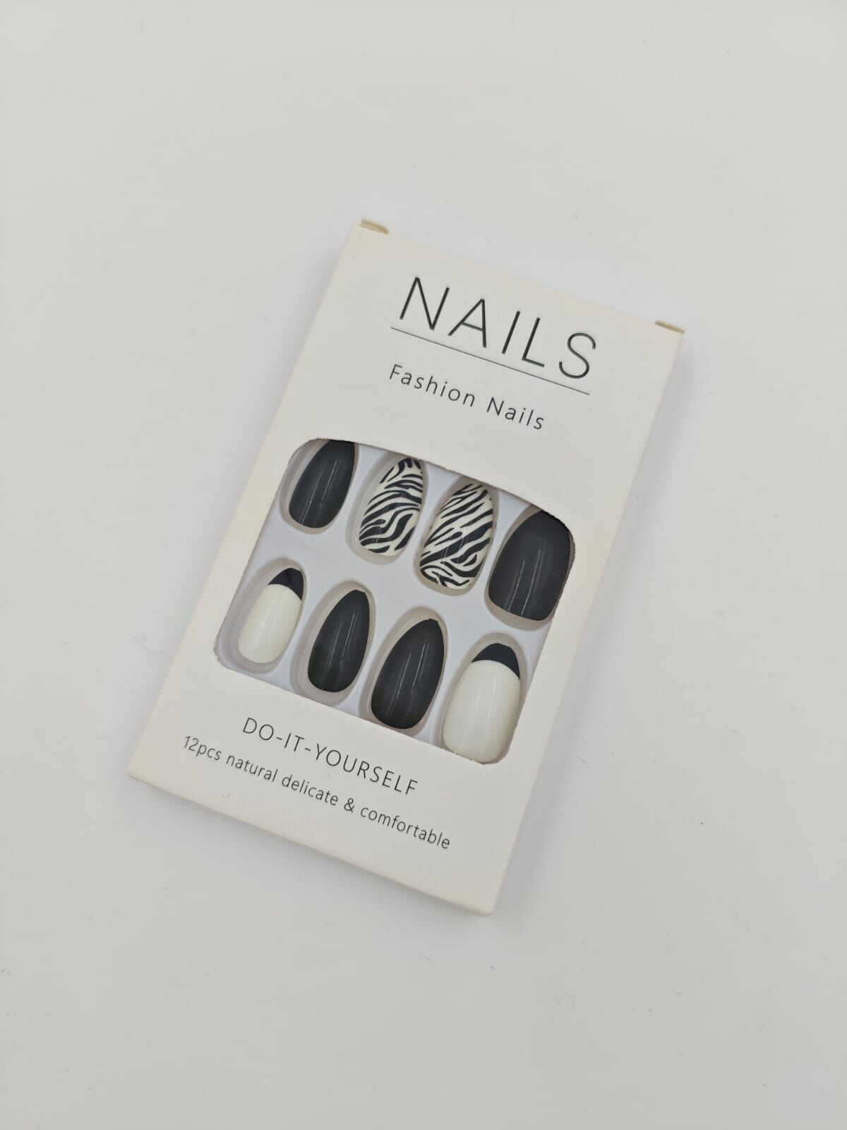 Takma Tırnak 12li (Adet:20TL)