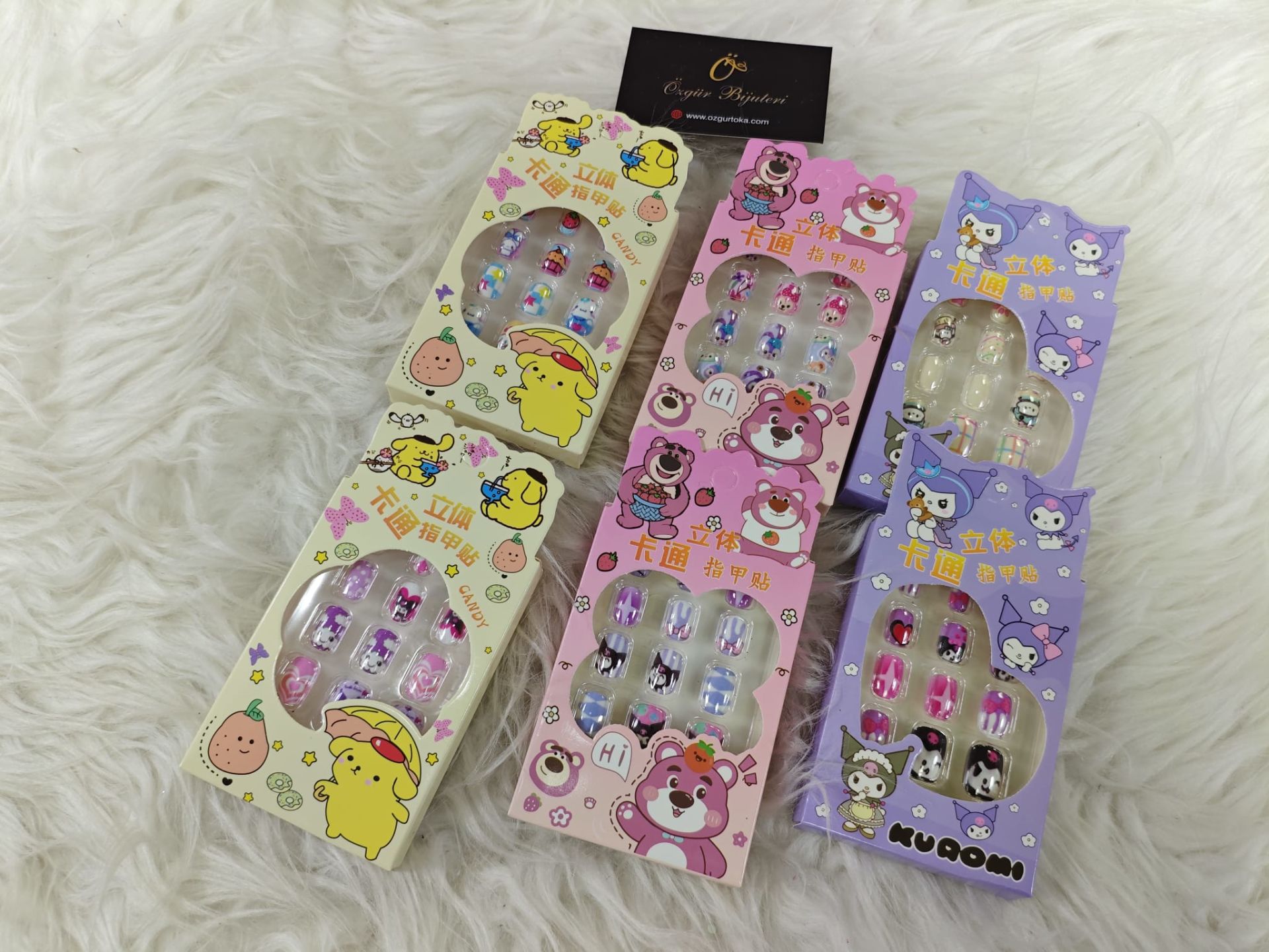 Çocuk Takma Tırnak 12li (Adet:17.5TL)