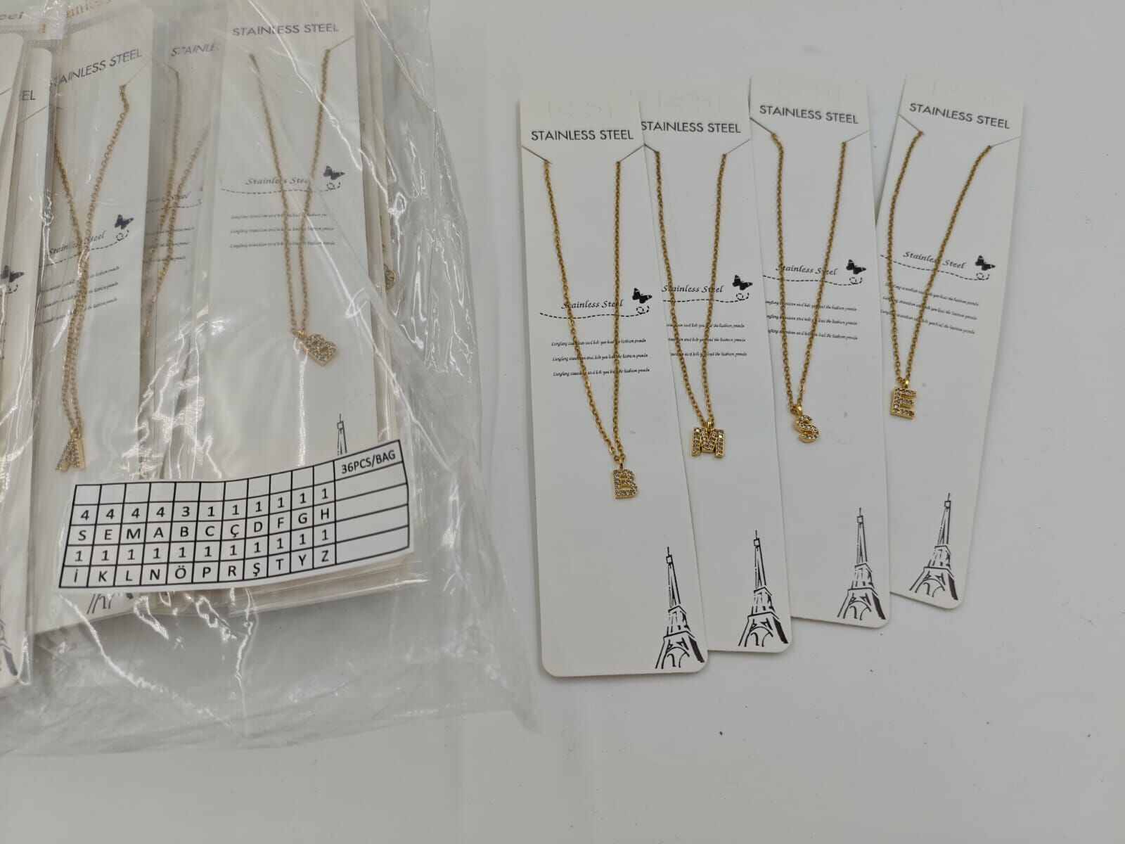 Taşlı Çelik Harf Kolye 36lı (Adet:50TL)