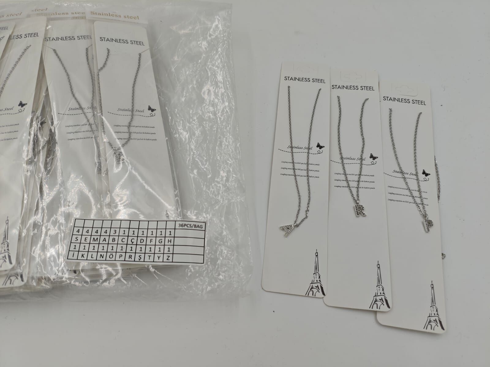 Taşlı Çelik Harf Kolye 36lı (Adet:50TL)