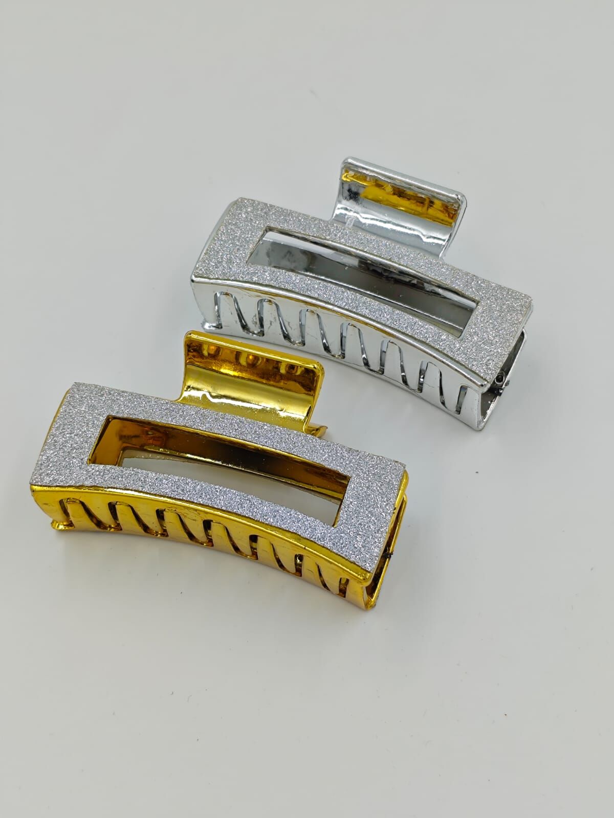 Metal Görünümlü Mandal Toka 12li (Adet:20TL)8CM
