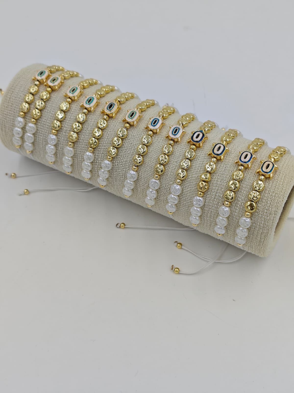 Bileklik 12li (Adet:30TL)