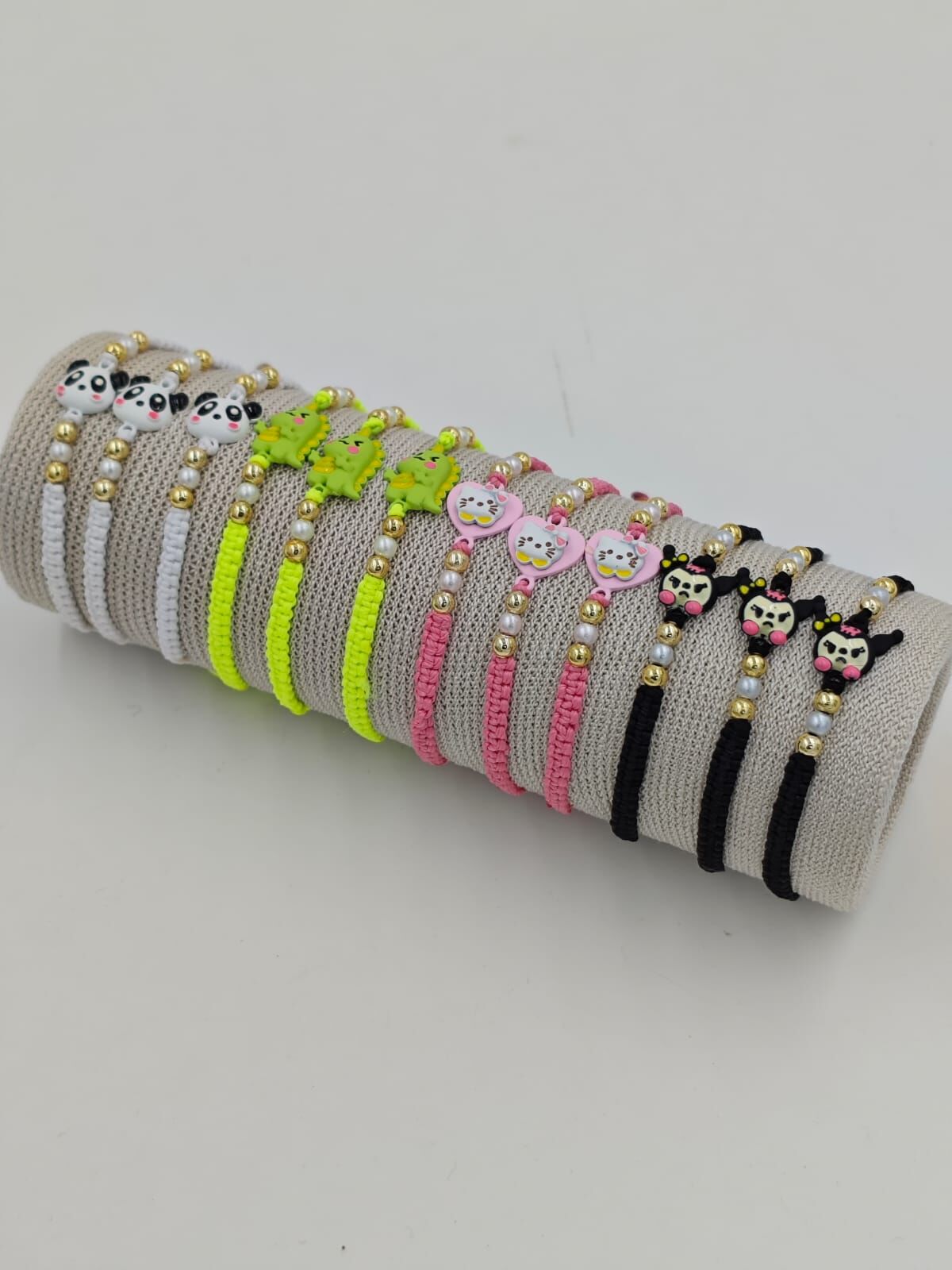 Bileklik 12li (Adet:30TL)
