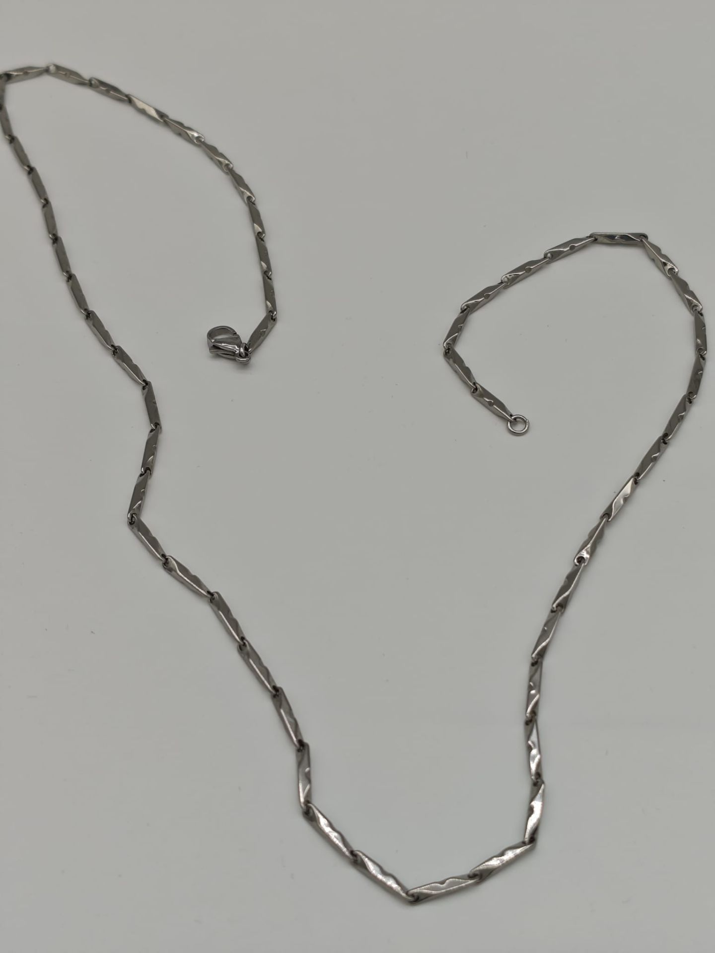 Çelik Erkek Kolye 12li (Adet:40TL)55CM