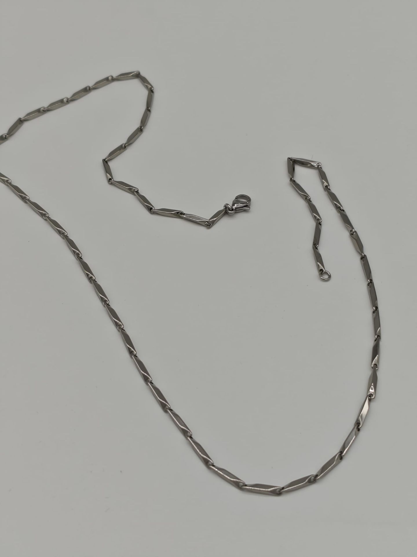 Çelik Erkek Kolye 12li (Adet:40TL)55CM