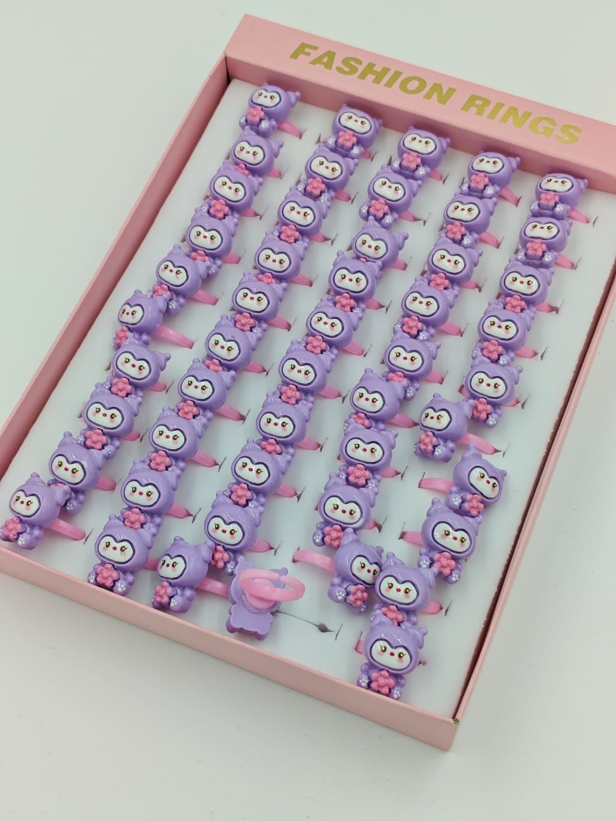 Çocuk Yüzük 50li (Adet:7.5TL)