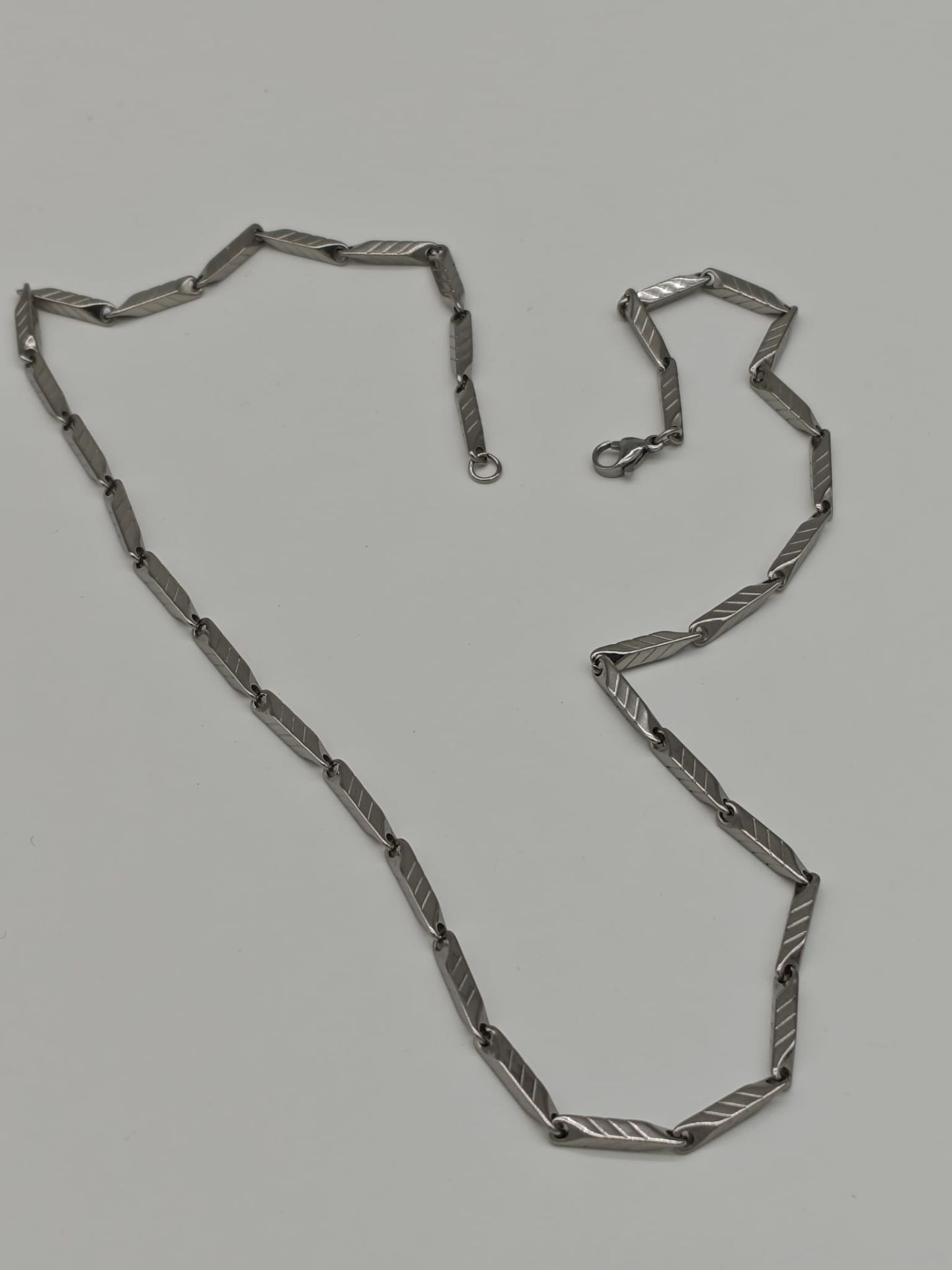 Çelik Erkek Kolye 12li (Adet:40TL)55CM