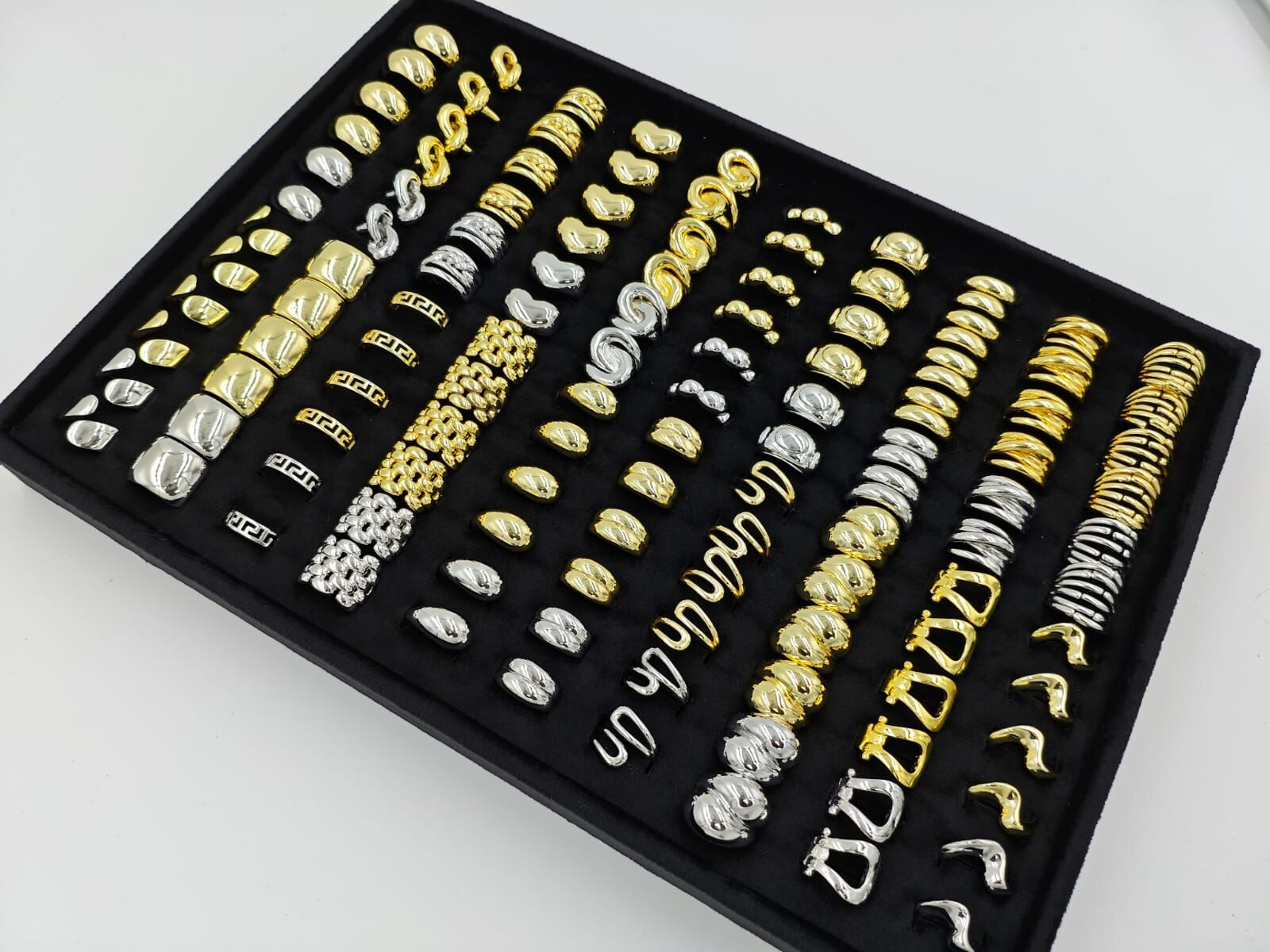 Yüzük 120li (Adet:30TL)