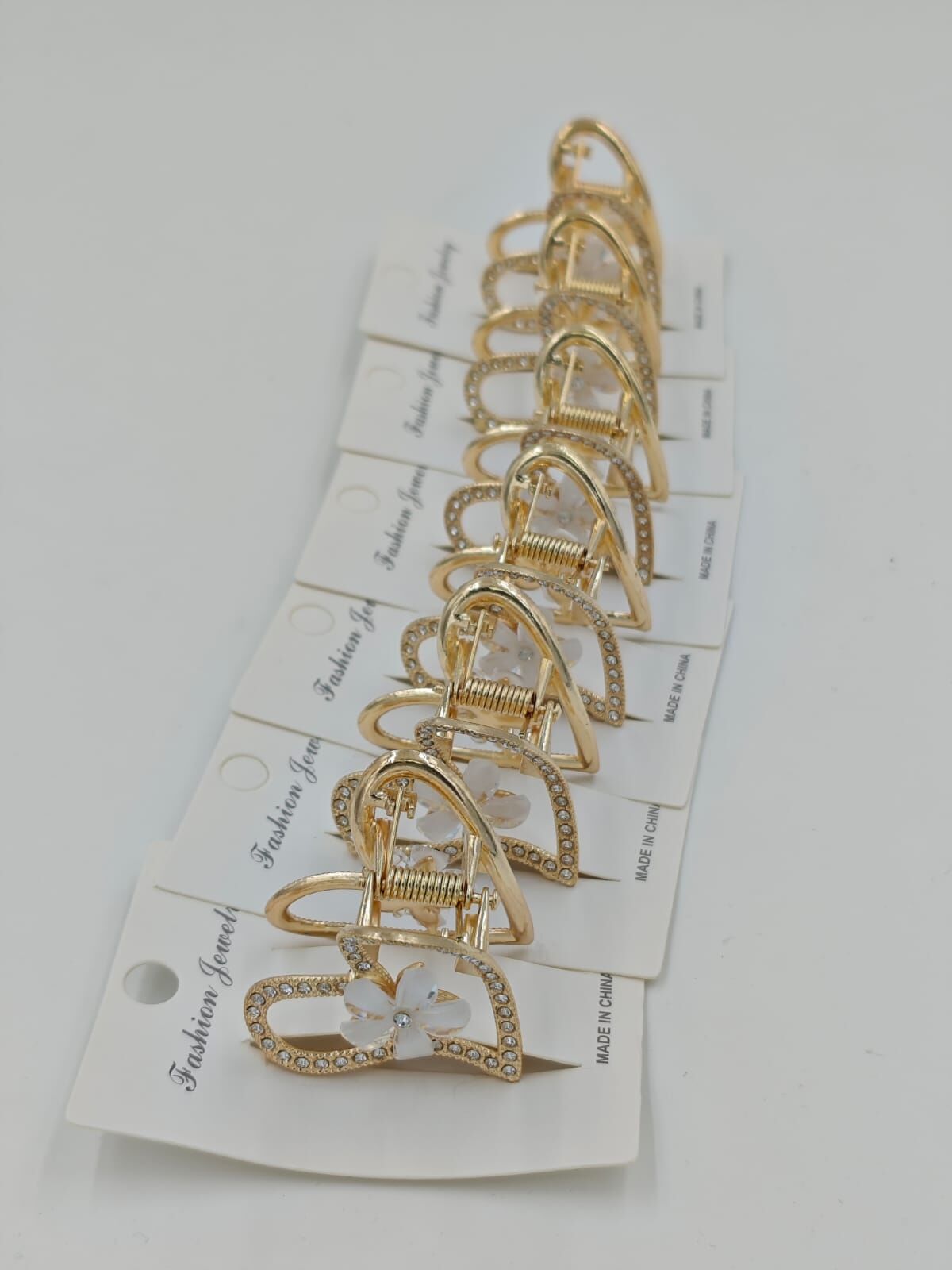 Taşlı Metal Mandal 12li (Adet:30TL)