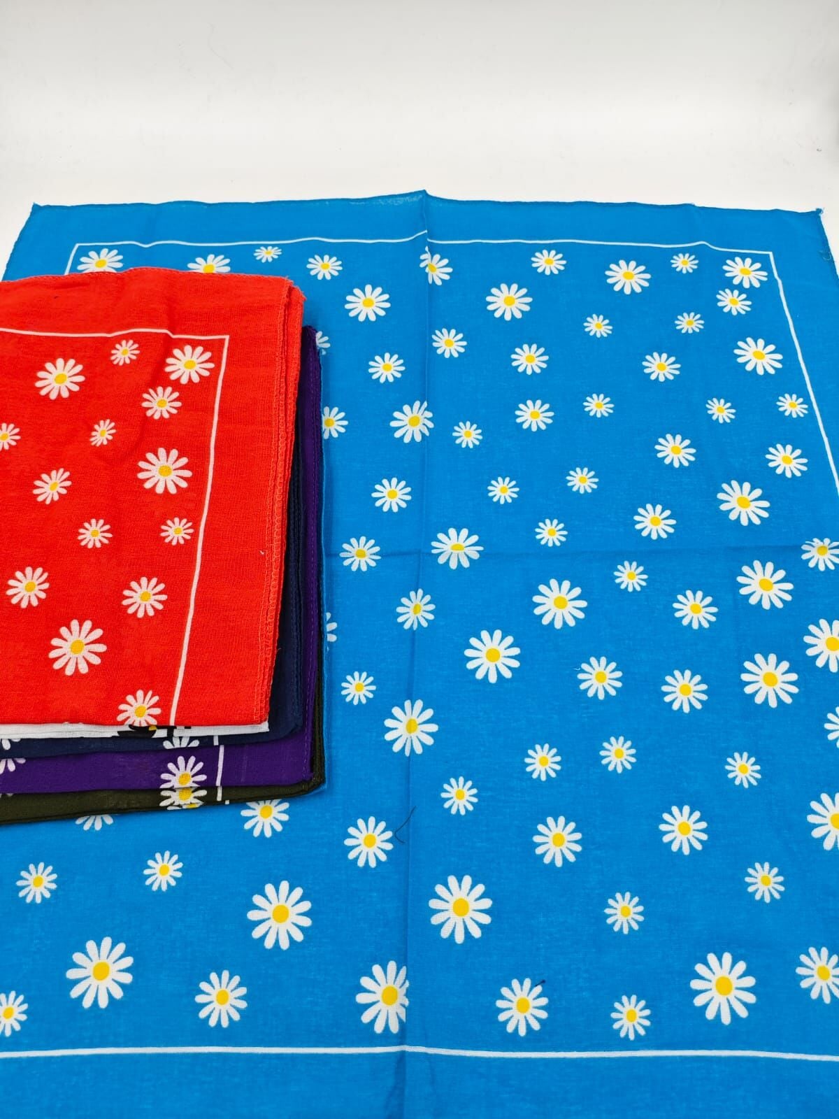 Bandana 12li (Adet:30TL) 55*55CM