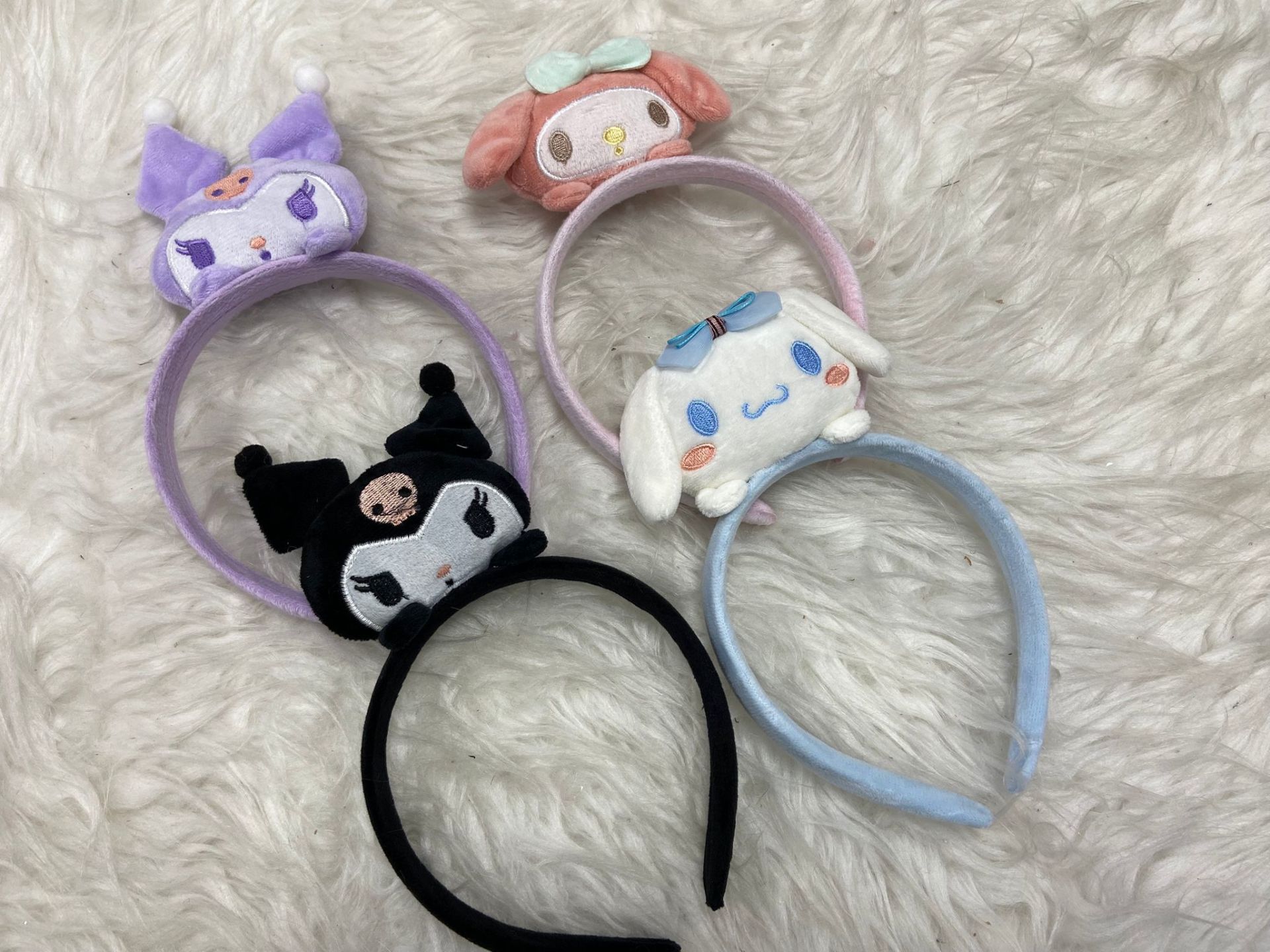 Peluş Taç 12li (Adet:35TL)