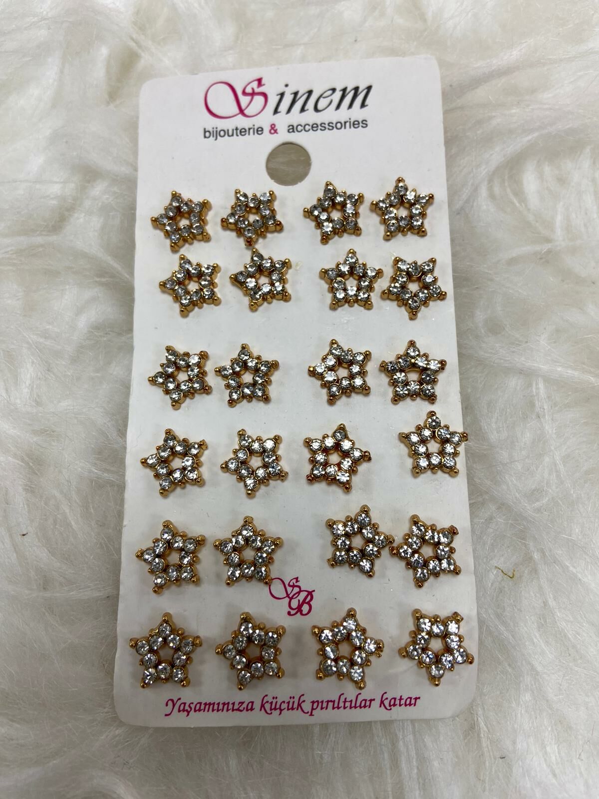 Taşlı Küpe 12li (Çift:7.5TL)