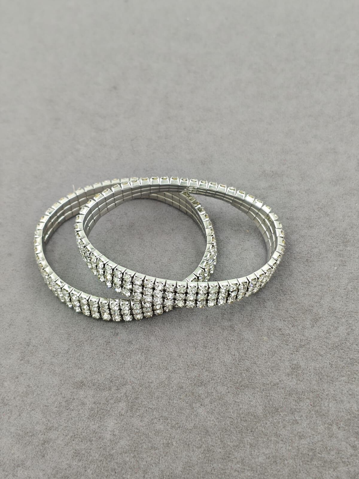 Taşlı Lastikli Bileklik 12li (Adet:45TL) 3 Sıra