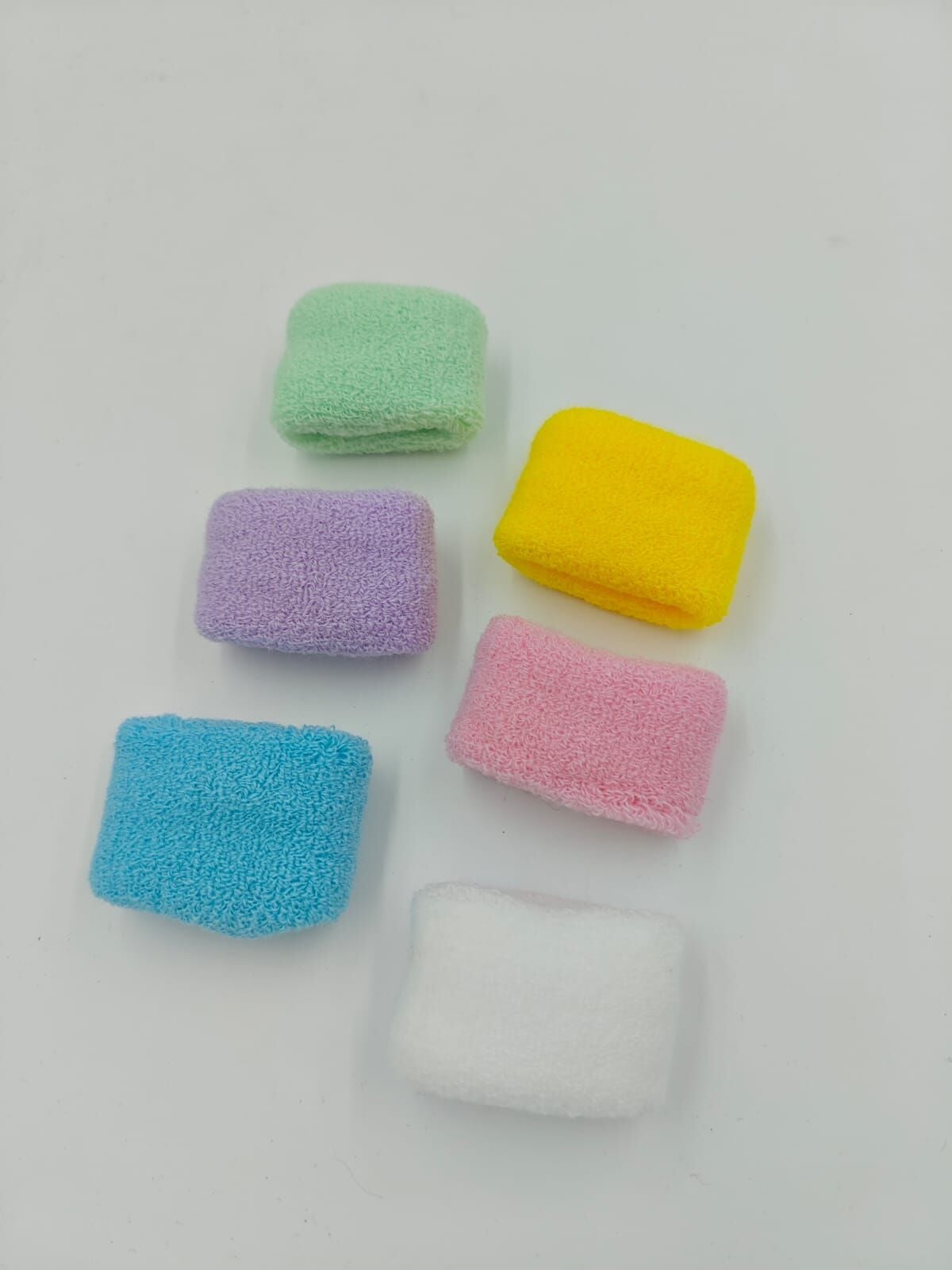 Kalın Lastik Toka 12li (Adet:12.5TL)