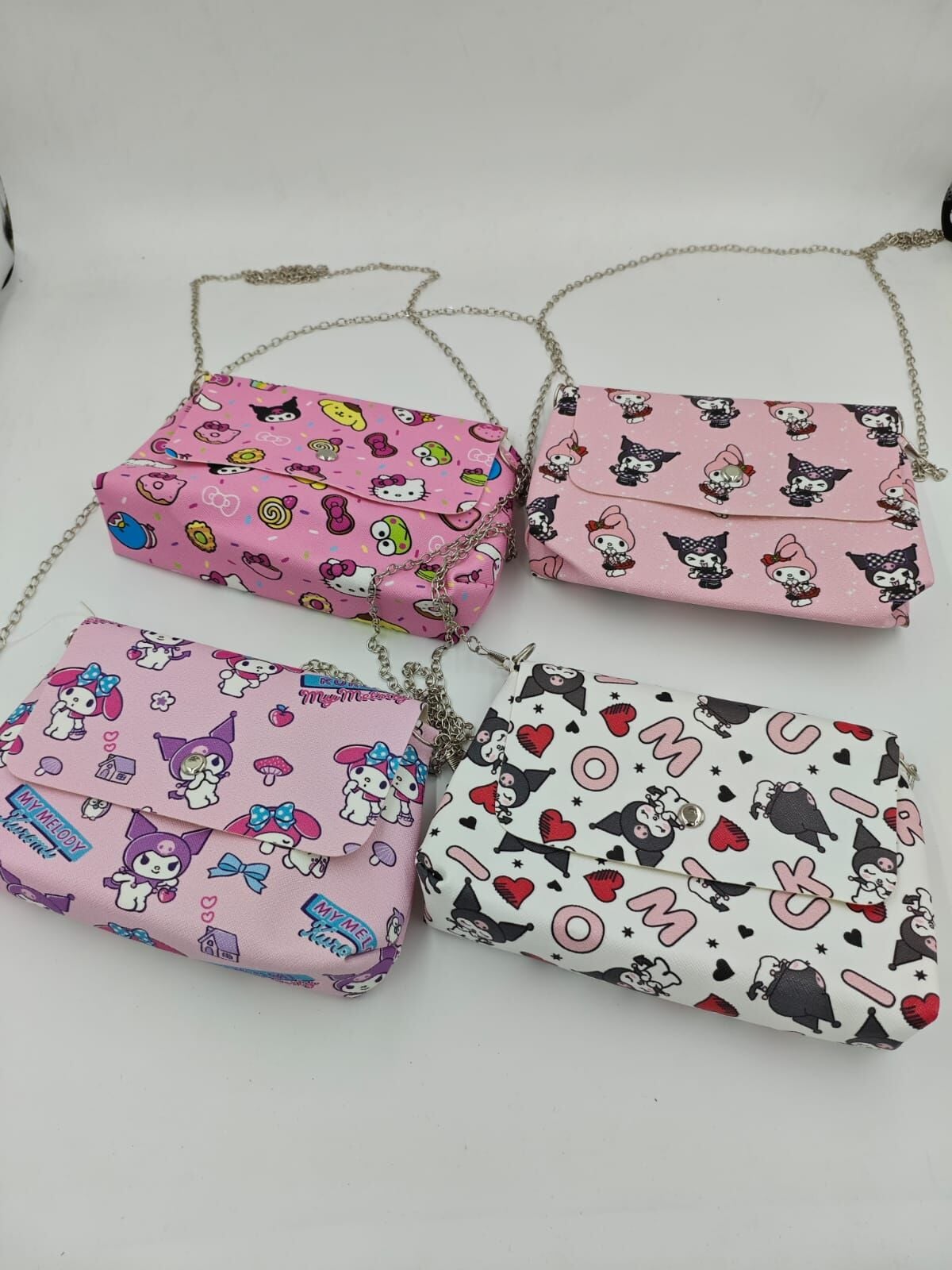 Çocuk Çanta 12li (Adet:75TL)