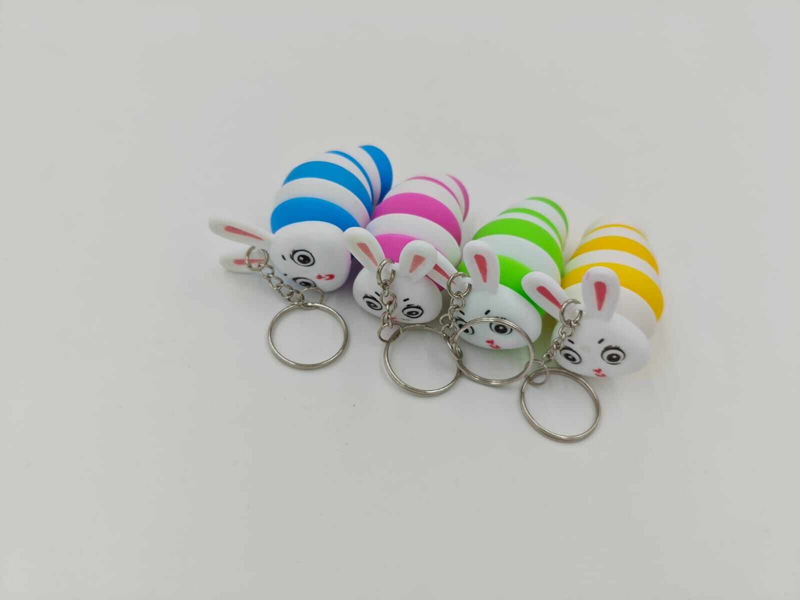 Tırtıl Anahtarlık 12li (Adet:20TL)