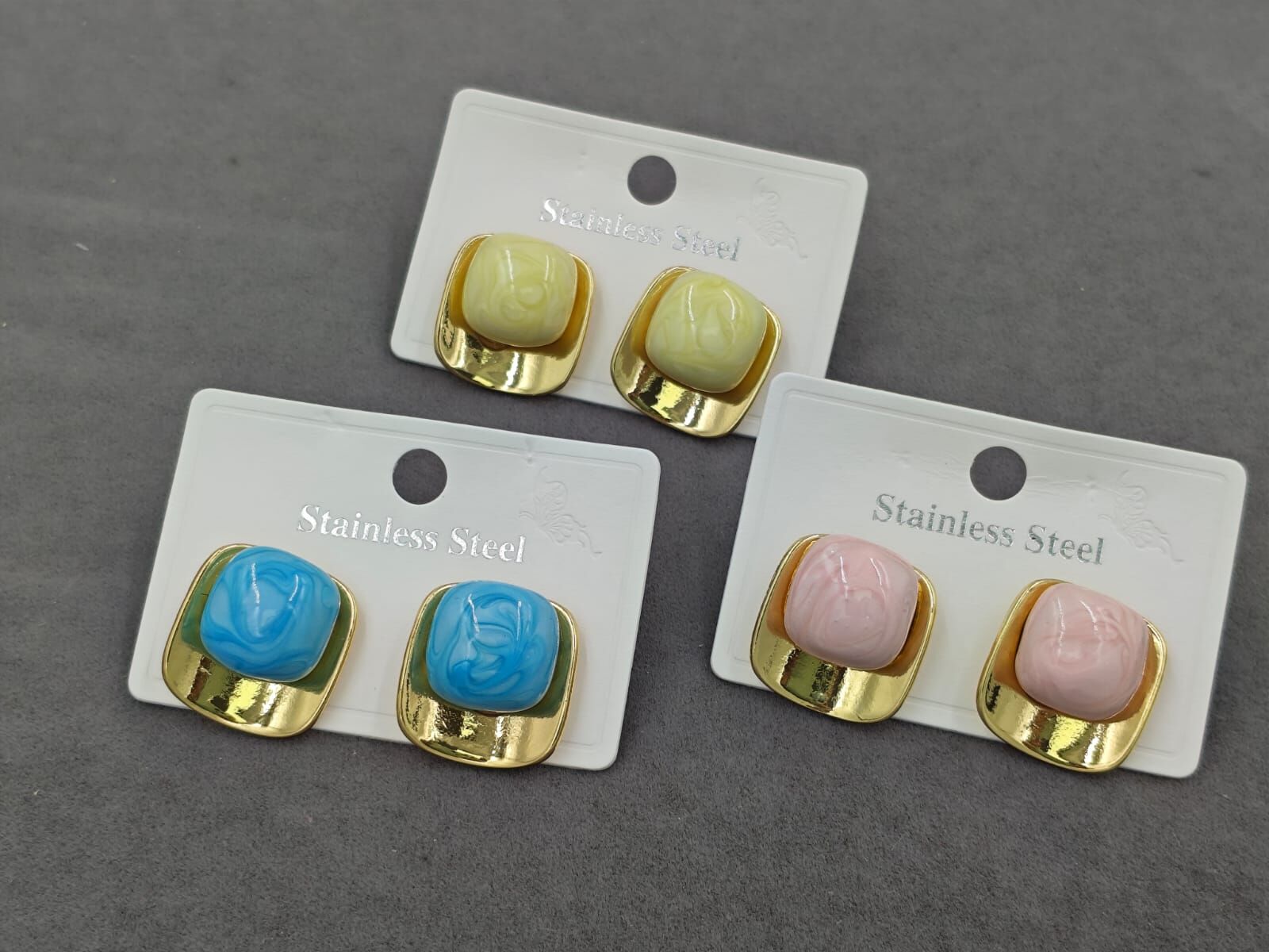 Çelik Küpe 12Çift (Çift:75TL)